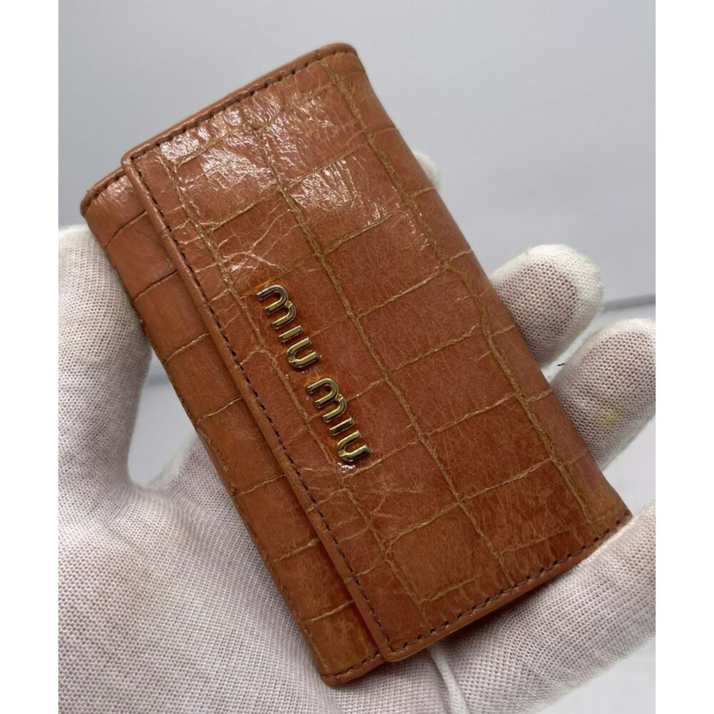 MIU MIU Logo Leather 6 Ring Key Case Pink Alligator embossed